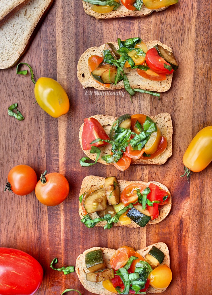 Skinny Bruschetta with Tomatoes & Zucchini | C it Nutritionally