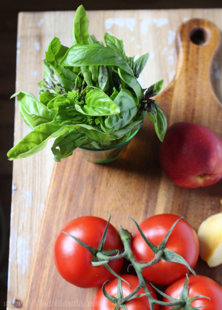 Tomato Nectarine Panzanella Salad | C it Nutritionally
