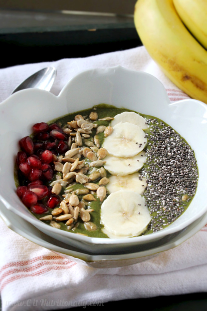 The Ultimate Green Cocoa Smoothie Bowl | C it Nutritionally