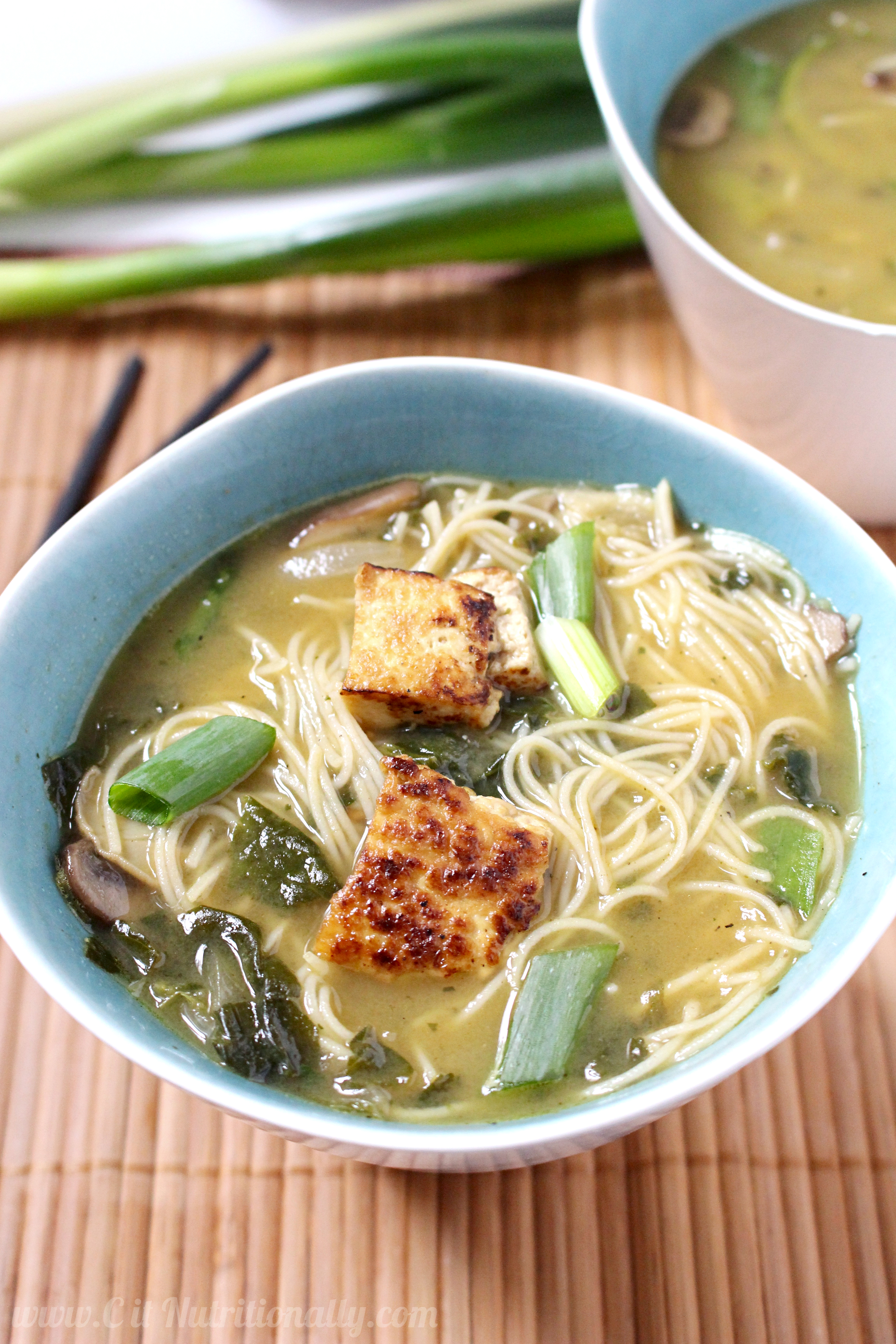 Vietnamese-Inspired Veggie Noodle Bowl | C it Nutritionally #vegan #glutenfree