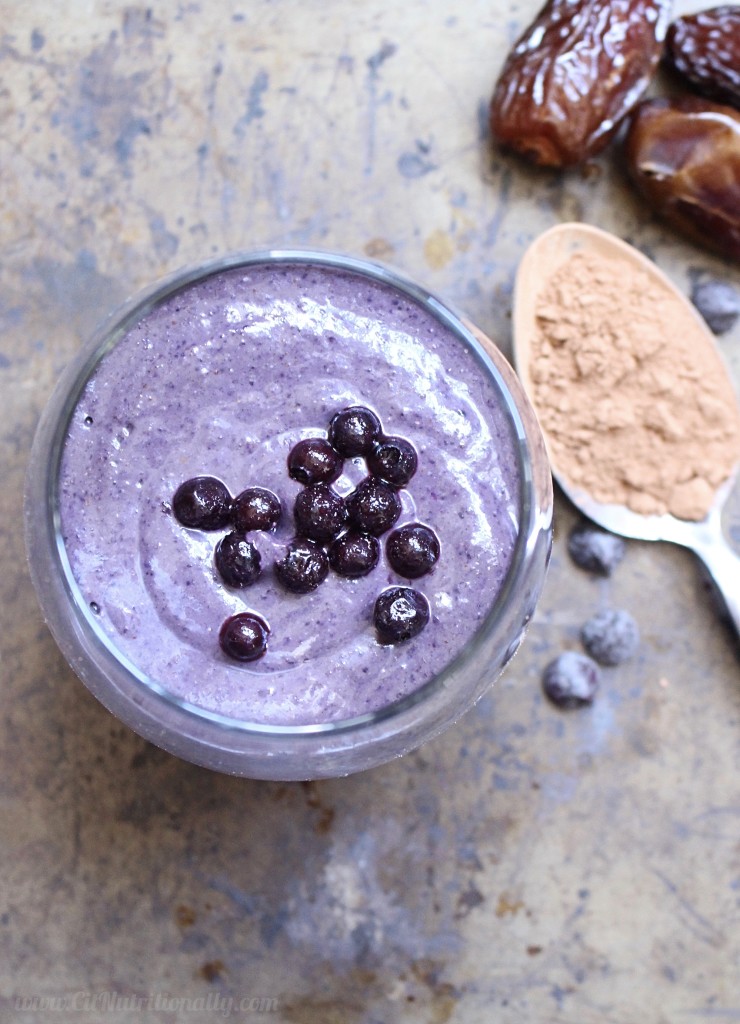 Creamy Chocolate Wild Blueberry Smoothie | C it Nutritionally #ad