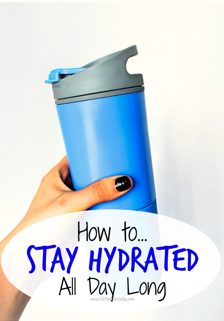 How to Stay Hydrated All Day Long | C it Nutritionally | One of the EASIEST things you can do to feel better, look better, be your best self and see your life nutritionally is stay hydrated! So on this eighth week of my 52 weeks to see your life nutritionally series I’m sharing my tips with you on how to stay hydrated all day long! 