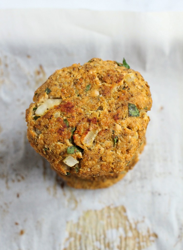 7-Ingredient Curry Spiced Salmon Cakes | C it Nutritionally Take 7 real ingredients and just 30 minutes to whip up these protein-packed Curry-Spiced Salmon Cakes that are deliciously nutritious! 