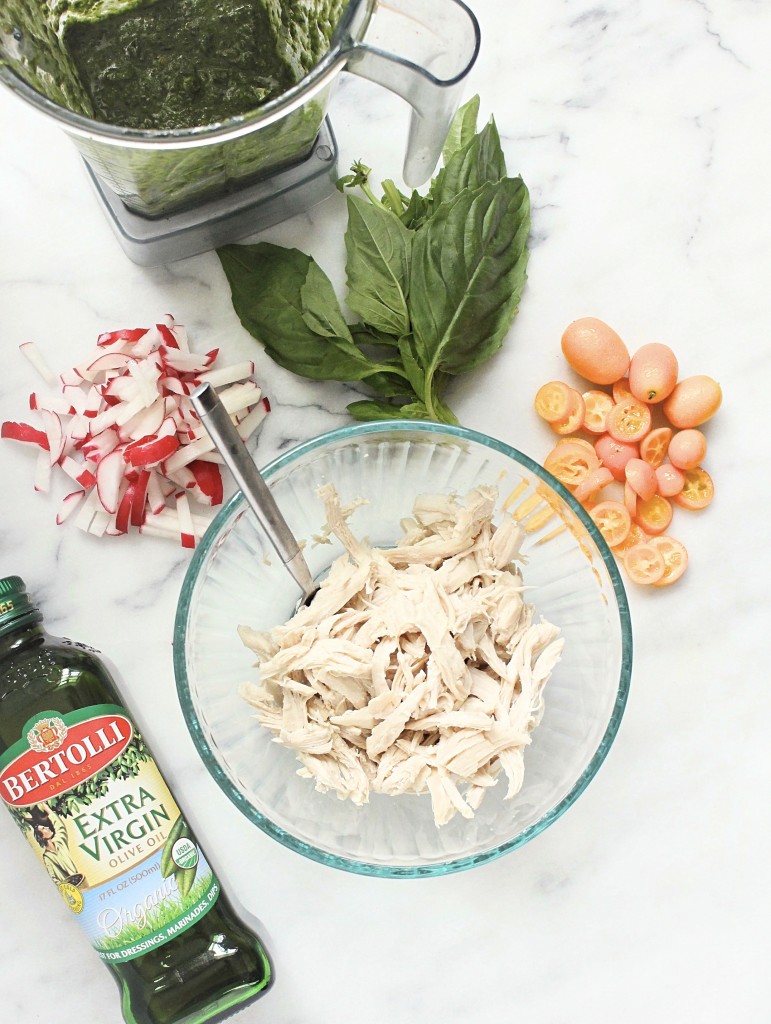 5-Ingredient Nut Free Pesto Chicken Salad | C it Nutritionally | Simple, decadent and delightful, this 5-Ingredient Nut Free Pesto Chicken Salad made with just 5 ingredients, will take center stage at your next lunch gathering… or to jazz up your brown bag! 