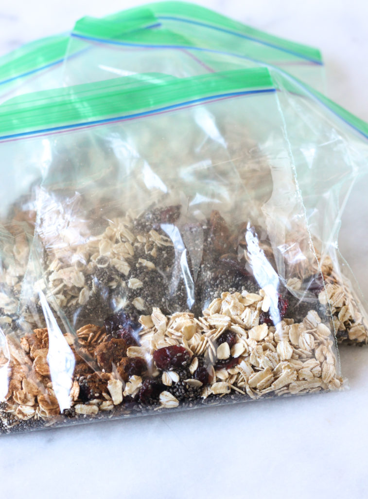 Instant Oatmeal Packets For Travel | Chelsey Amer Nutrition | Traveling can be difficult on your body, but make it easier by being prepared with healthier options, like these Instant Oatmeal Packets, full of fiber and protein. Vegan, Gluten Free, Nut Free, Dairy Free