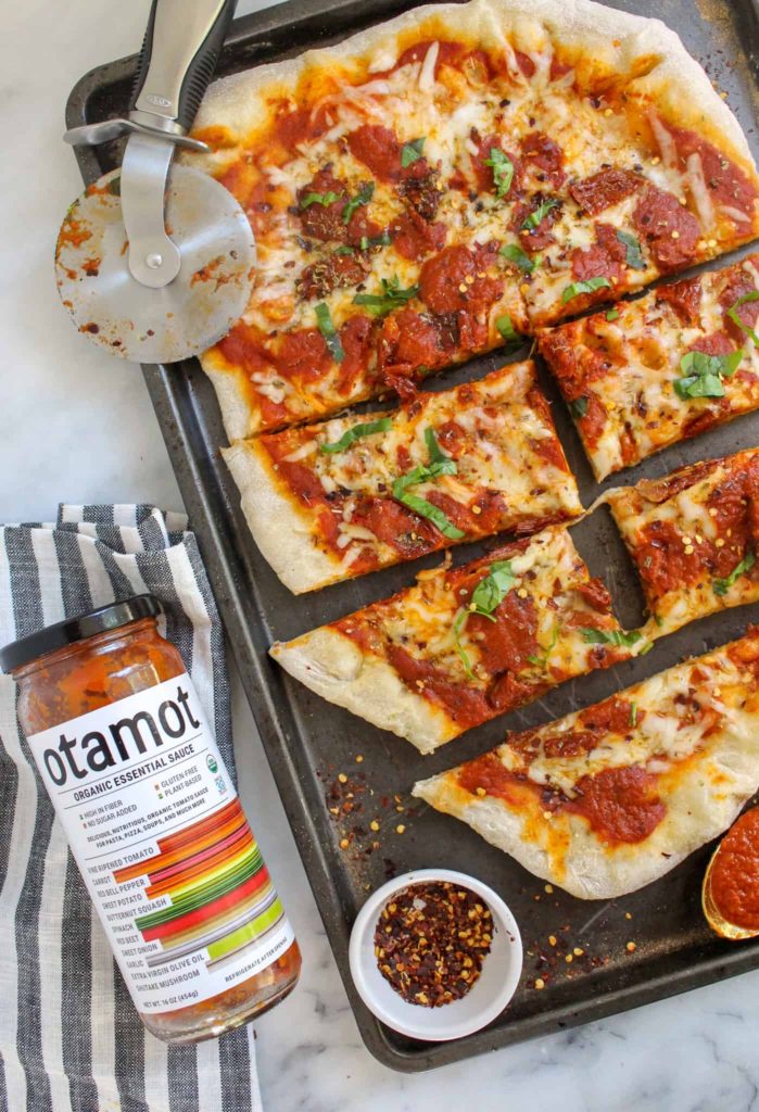 Otamot Essential Sauce used to make grilled pizza