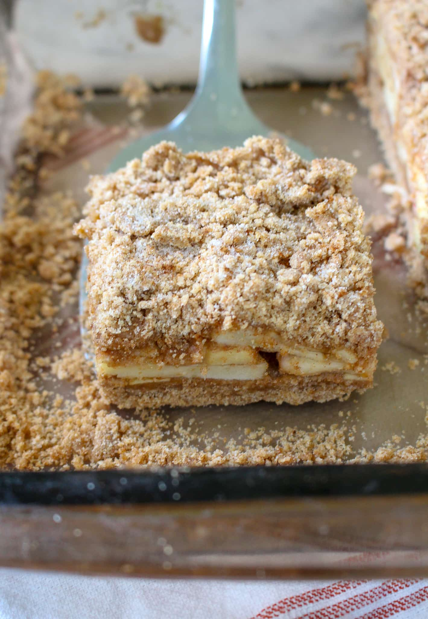 Healthy Apple Crumble Bars (Nut Free, Low Sugar, High Fiber)