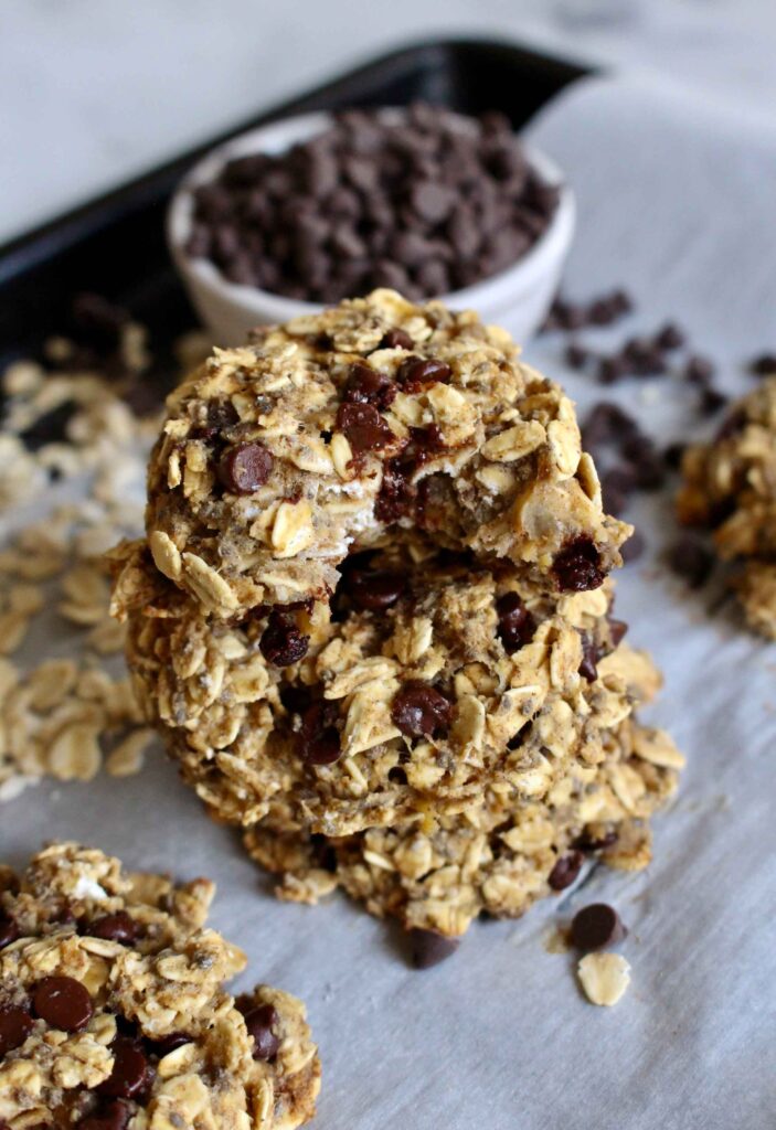 Vegan Chocolate Chip Oatmeal Cookies 
